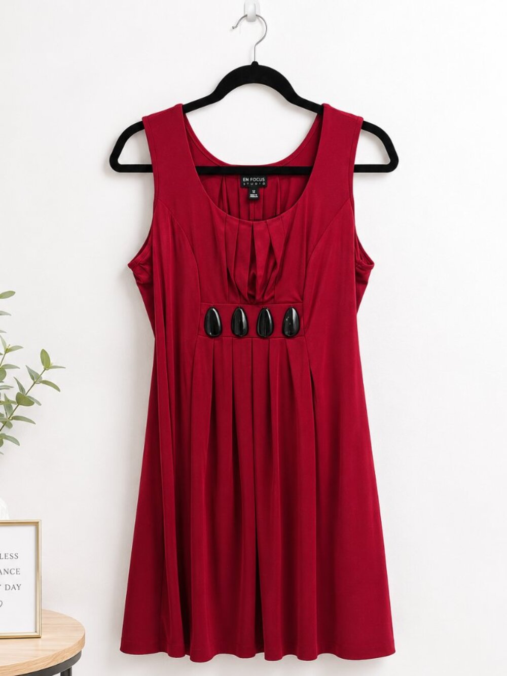Red Sleeveless dress
